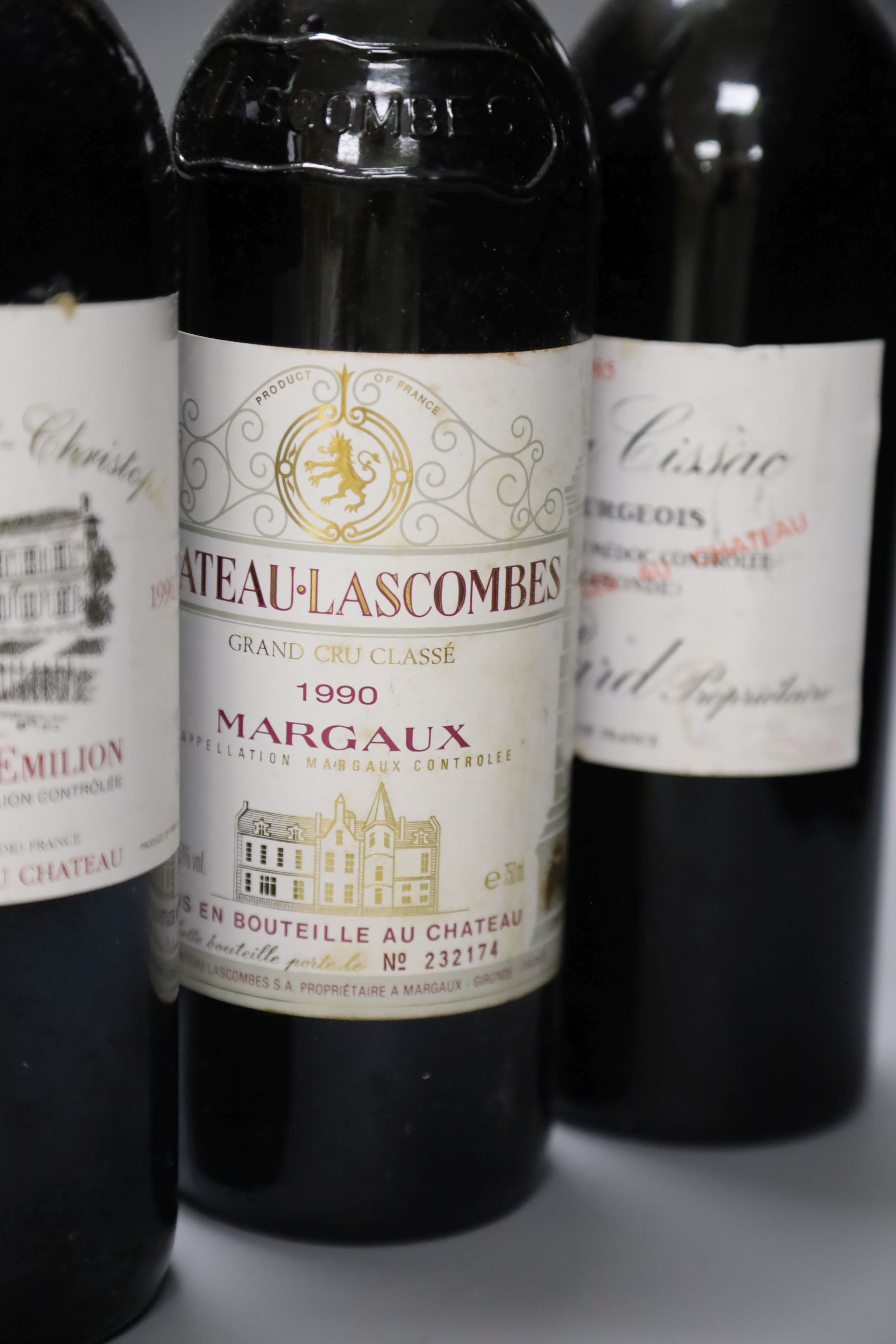 6 assorted Bordeaux wines.